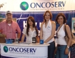 Luis F. Coronado junto al equipo de Oncoserv